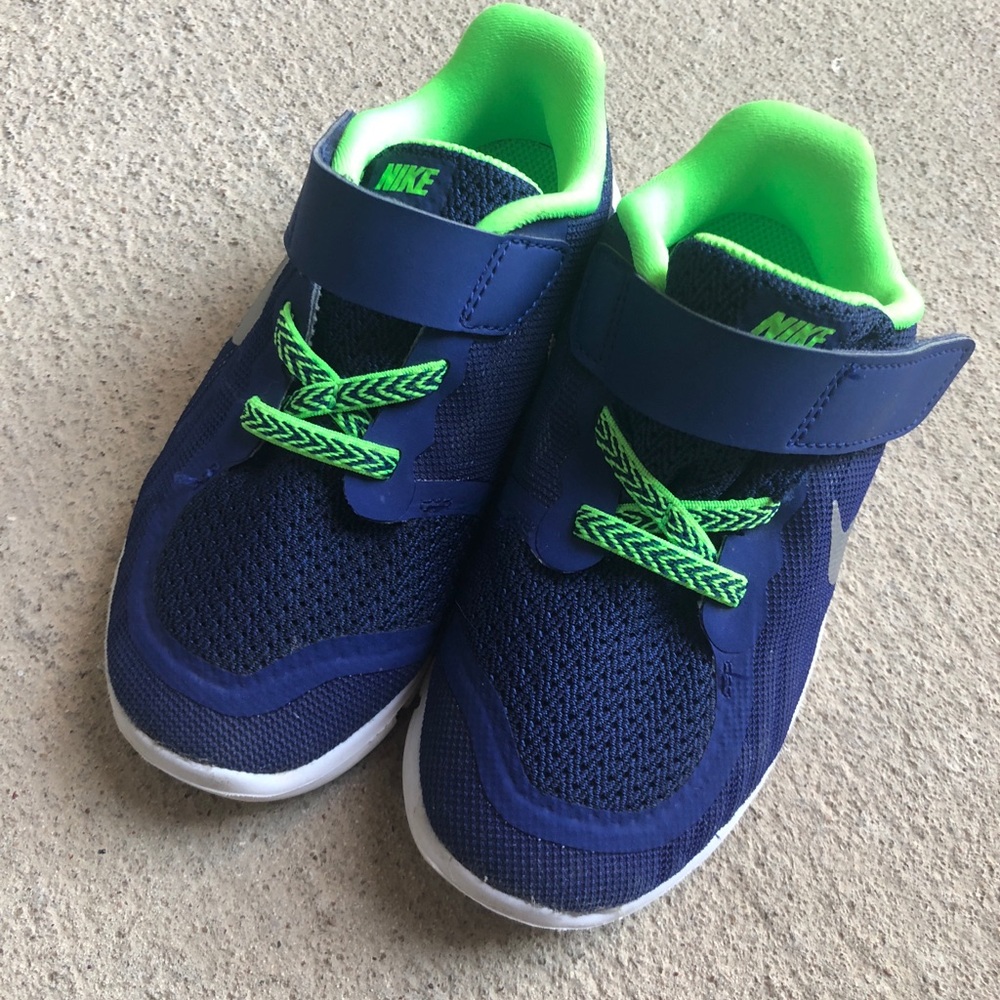 Toddler Nike Free Runs